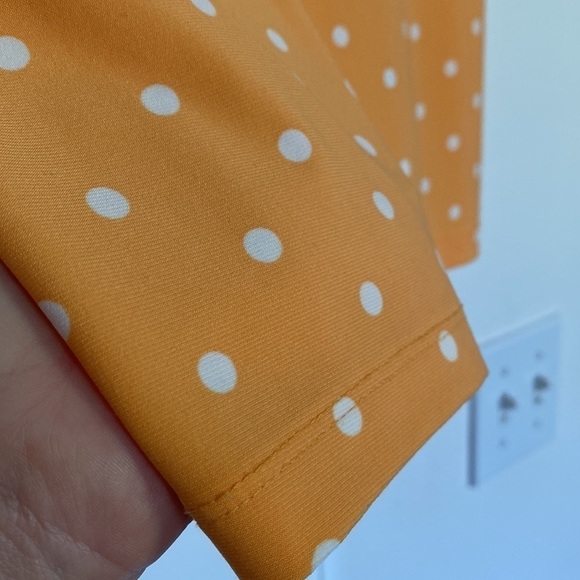 Ann Klein bright yellow polka dot sleeveless blouse. - Picture 4 of 9